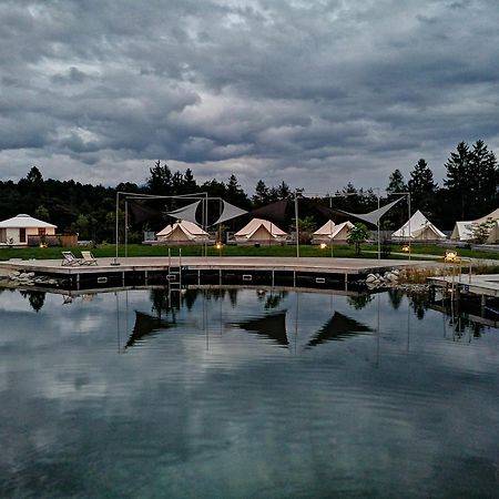 Gerhardhof - Zimmer Glamping Camping Wildermieming エクステリア 写真
