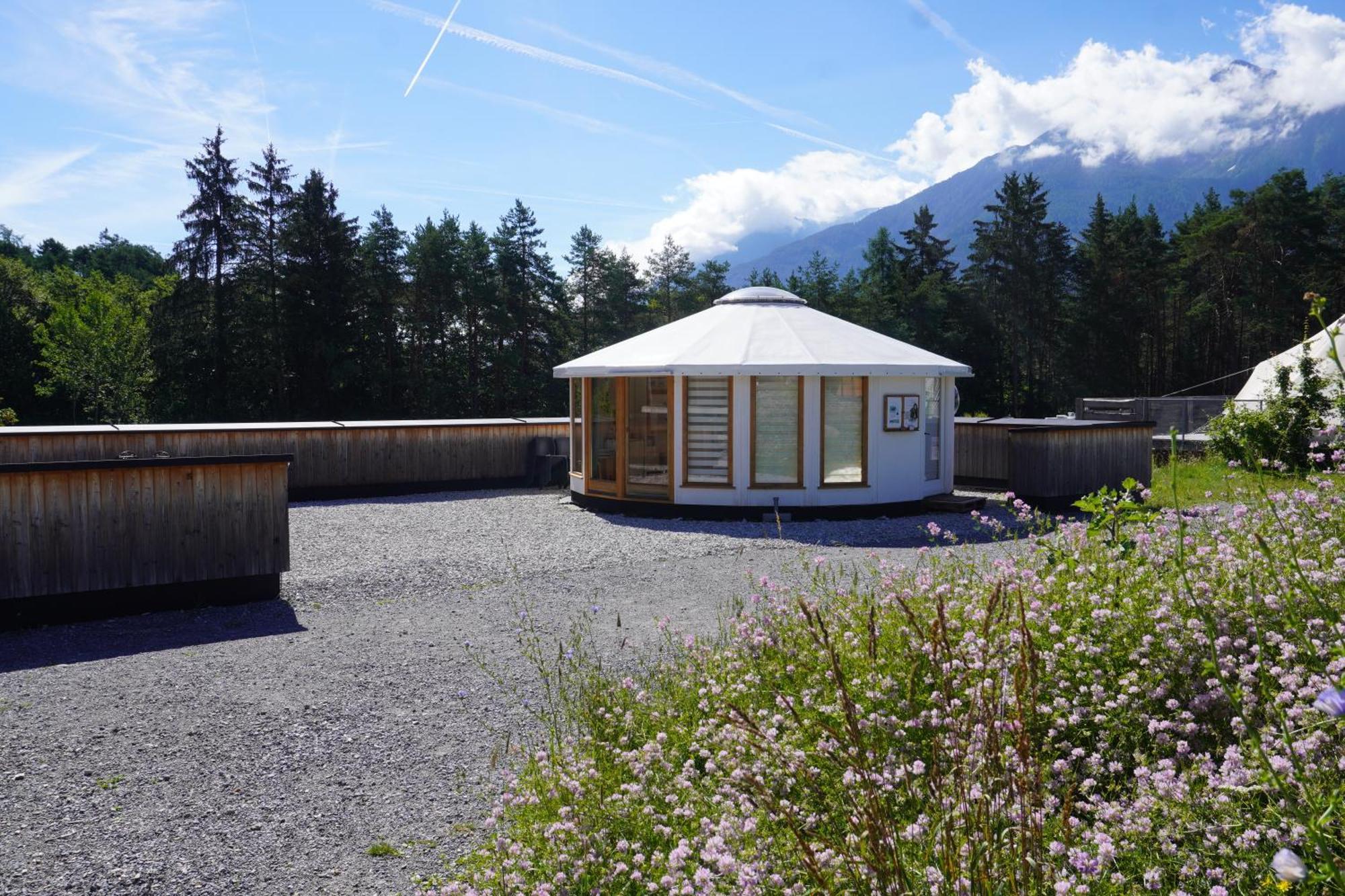 Gerhardhof - Zimmer Glamping Camping Wildermieming エクステリア 写真